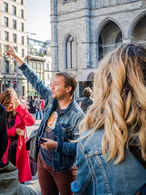 Montreal: Old Montreal Guided Walking Tour - Weather, pace, and what to bring