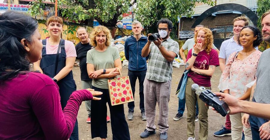 Mumbai: Dharavi Slum Walking Tour by First Female Tour Guide - Why Dharavi deserves more than a quick look from a taxi
