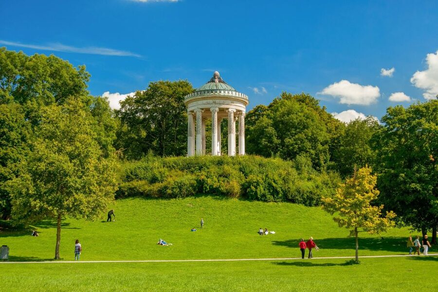 Munich: Old Town Walking Tour - Should you book the Old Town Walking Tour?