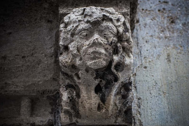 Munich: Raven Black Witches and Executioners Walking Tour - What the German-language format means