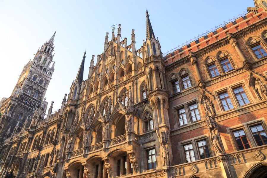 Munich: Third Reich & WWII Walking Tour - Königsplatz and the machinery of spectacle