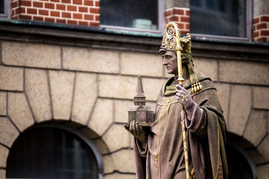 Mystical Hamburg - Walking Tour in German - Booking Details That Matter