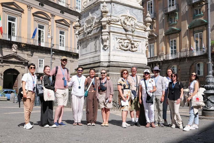 Naples: Historic Center and Sansevero Chapel Walking Tour - San Domenico Maggiore and its Gothic setting