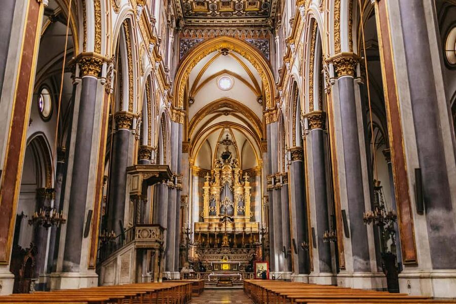 Naples: Old Town Guided Walking Tour - San Domenico Maggiore and the Gothic-Baroque Center