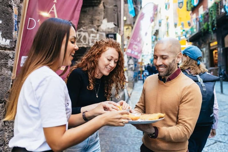 Naples: Street Food Walking Tour with Local Guide - Why this Naples food walk works so well