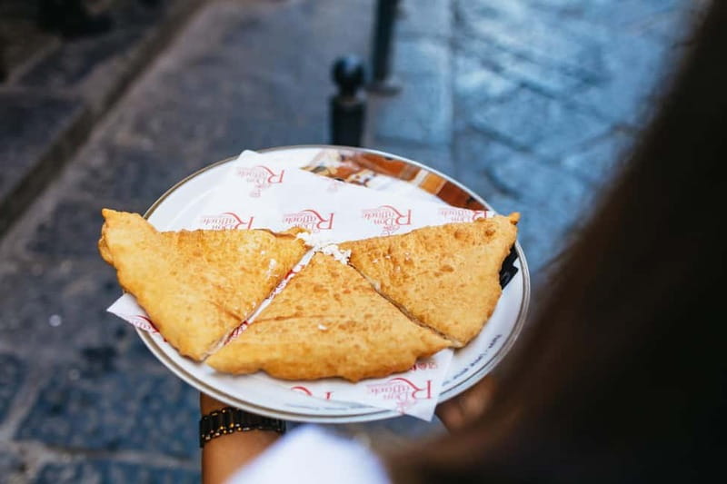 Naples: Street Food Walking Tour with Local Guide - Fried pasta and arancini: Naples in snack form