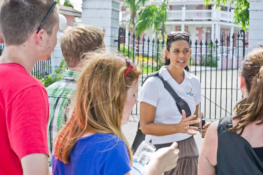 Nassau: Bites and Sites Food and Cultural Walking Tour - Old Nassau between bites