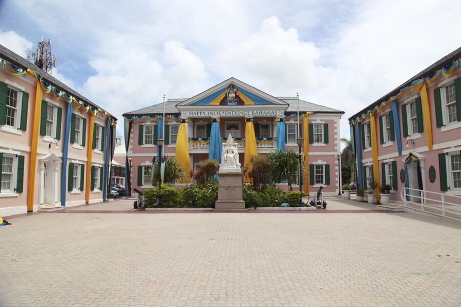 Nassau: Cultural Walking Tour of Downtown Nassau Attractions - Chocolate, rum, and tea add local flavor