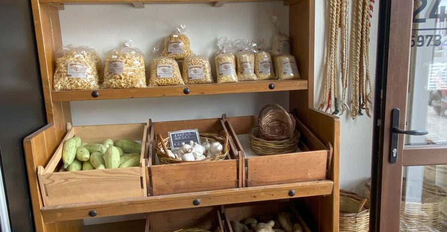 Naxos: Food Walking Tour & Cooking Class with Meal & Drinks - Starting at the Naxos market