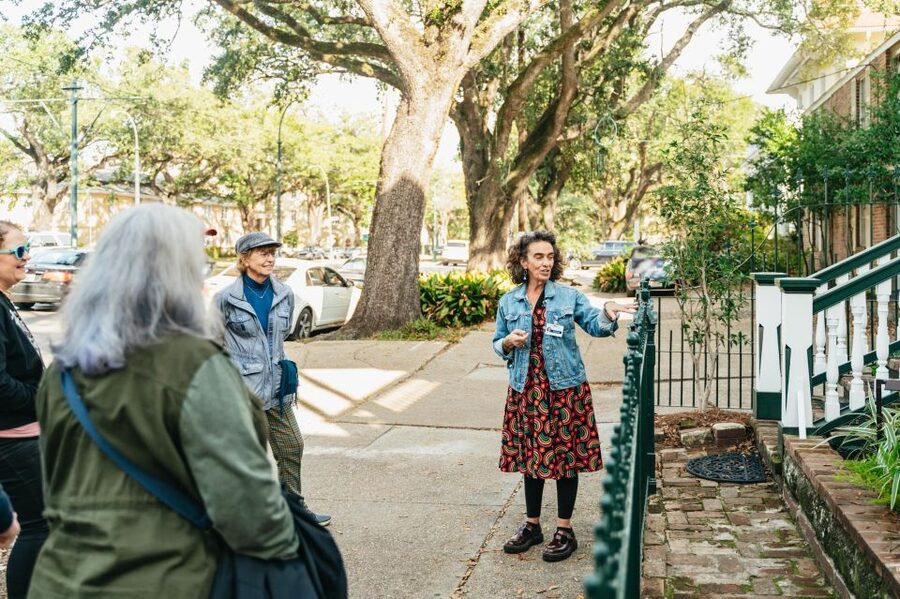 New Orleans: Garden District Guided Walking Tour - Magazine Street is a useful ending point