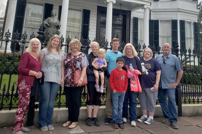 New Orleans Garden District History Walking Tour - What the $35 price gets you