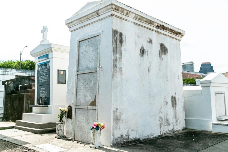 New Orleans: Walking Tour Inside St. Louis Cemetery No. 1 - Is $25 a fair price?