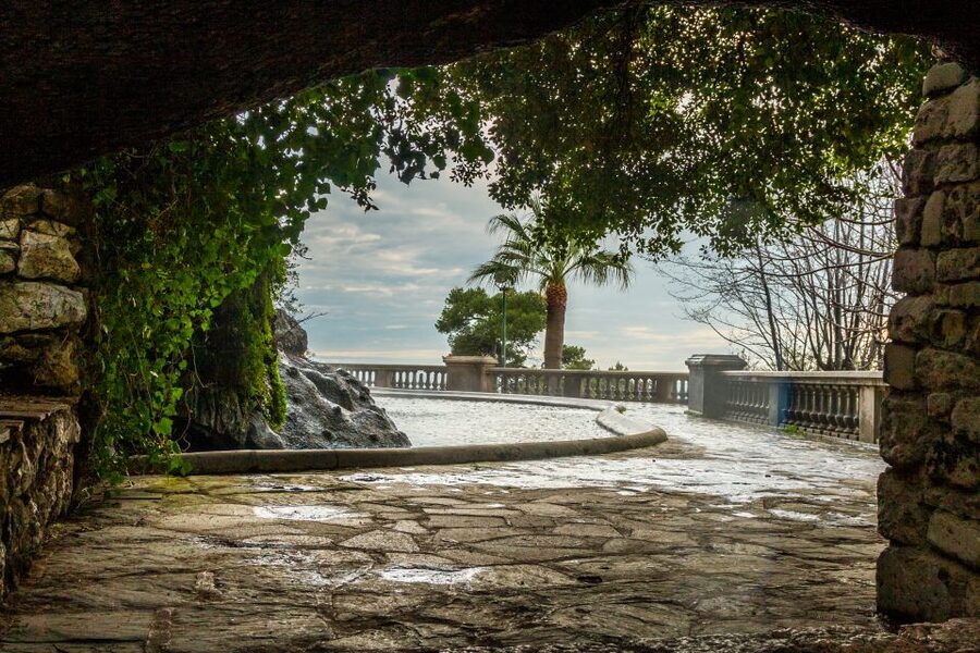 Nice: Old Town Treasures Walking Tour - The secret stops are part of the appeal