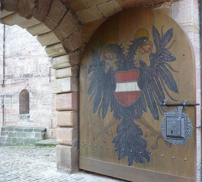 Nuremberg 2-Hour Old Town Highlights Walking Tour in English - How the guide shapes the experience