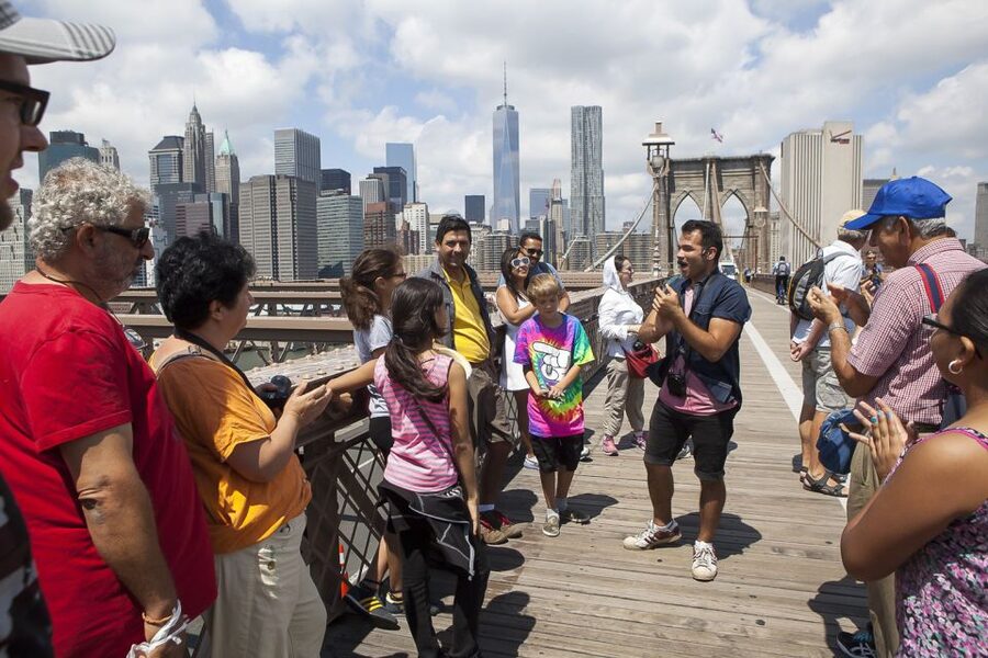 NYC: Brooklyn Bridge and Dumbo District Walking Tour - Key points to know before booking