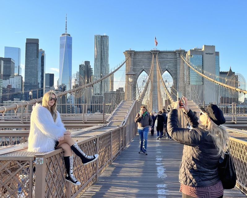 NYC: Brooklyn Bridge and DUMBO Guided Walking Tour - City Hall Park and the need for a bridge