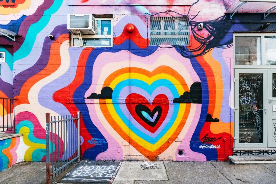 NYC: Brooklyn Graffiti & Street Art Walking Tour in Bushwick - Why Bushwick works so well for a street art walk