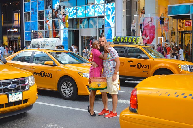 NYC Professional Photoshoot and Walking Tour with Private Guide - The value of $350 for a private group