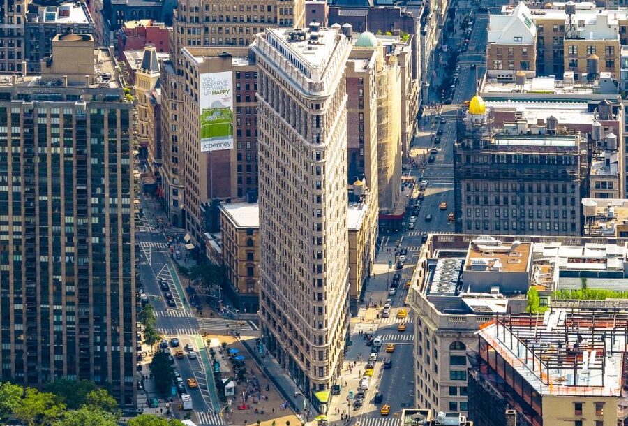 NYC: Walking Tour with Local Guide and 30+ Top NYC Sights - Wall Street and the city’s southern tip