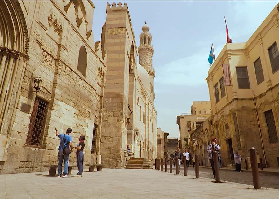 Old Cairo Guided Walk Tour: History, Culture & Street Bites - Mamluk Cairo at Barquq and Qalawun
