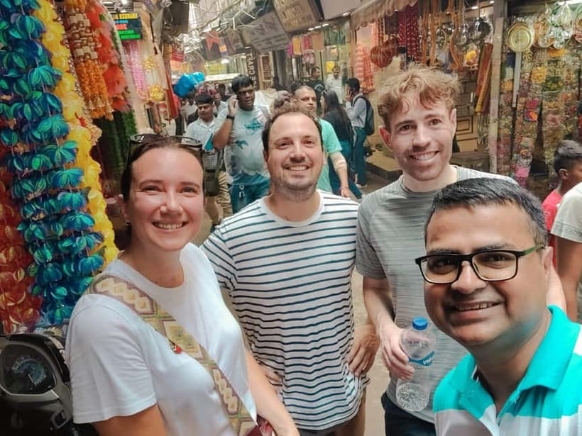 Old Delhi: Spices, Heritage and Bazaars Walking Tour - Chandni Chowk’s Narrow Lanes and Old Havelis