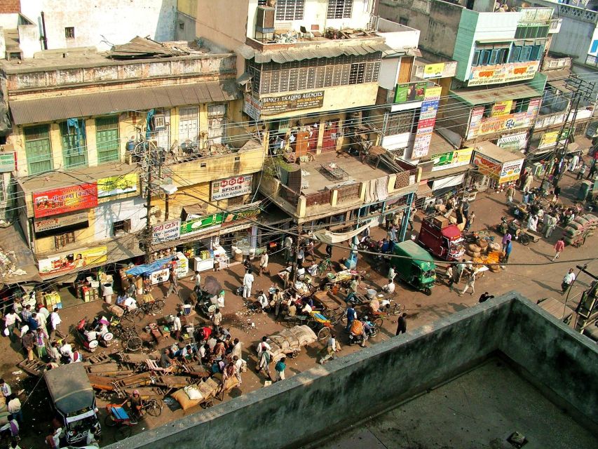 Old Delhi: Spices, Heritage and Bazaars Walking Tour - Khari Baoli, Where the Air Smells Like Spice