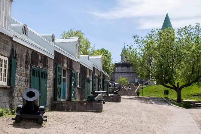 Old Quebec City Food Tour with 10+ Autentic Local Tastings - Maison Livernois: The Poutine Stop