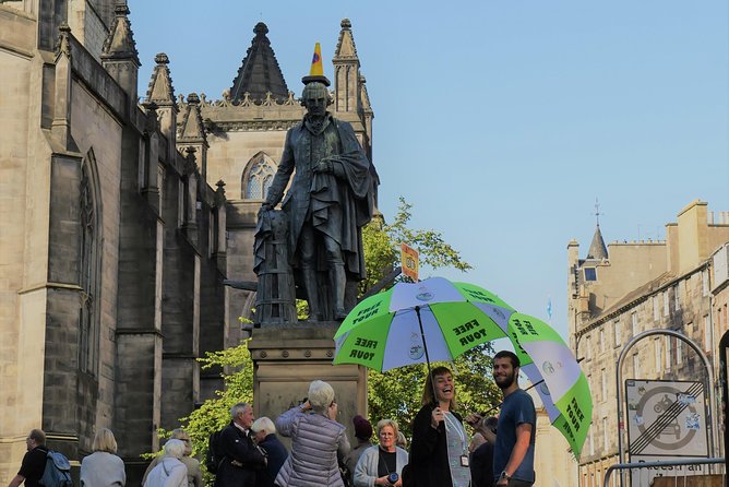 Old Town Walking Tour History and Tales in Edinburgh - Guides who make the difference