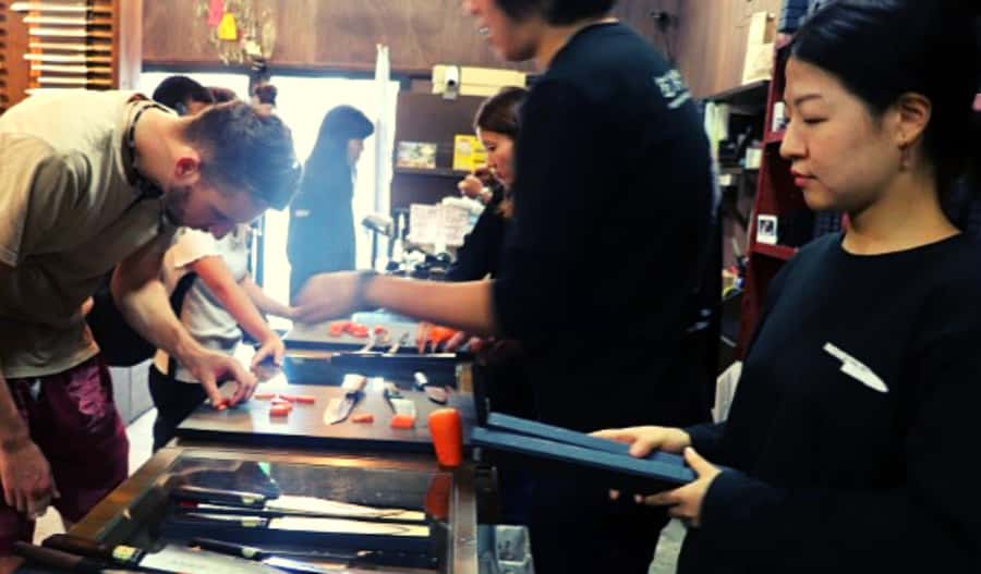 Osaka: Hotspots & Hidden Gems Walking Tour Private or Group - Guides, language, and the value of local explanation