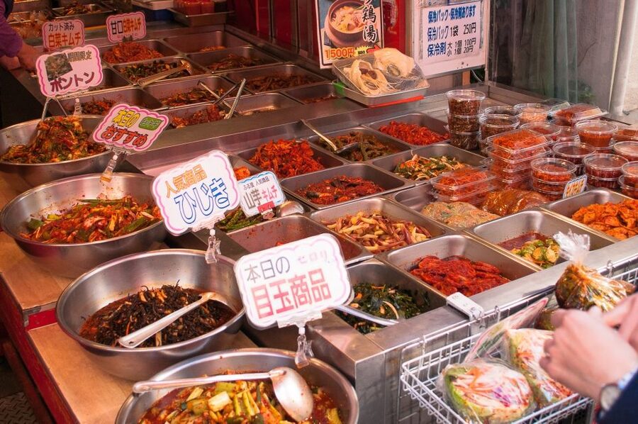 Osaka: Main Sights and Hidden Spots Guided Walking Tour - Key points at a glance