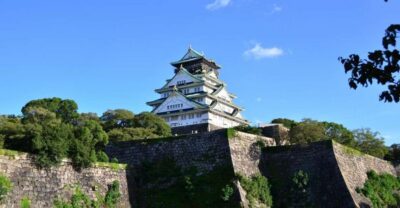 Main Sights and Hidden Spots Guided Walking Tour