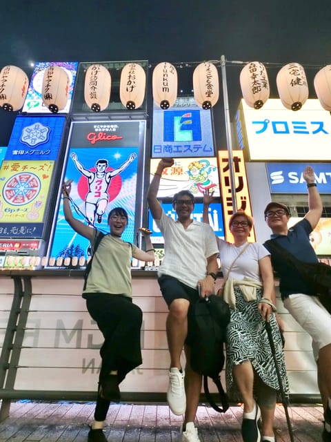 Osaka: Walking Tour and Top Highlights - Guides, group size, and the personal touch