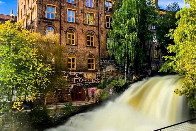 Oslo: Norwegian Food Tour & Hidden Gems City Walk - The first bowl of creamy fish soup