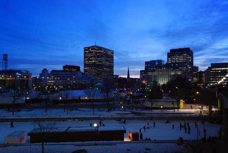 Ottawa: Private Walking Tour with a Local - Pickup, language, and access