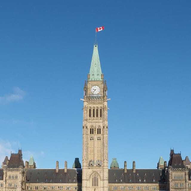 Ottawa: Walking Tour in the Heart of the Capital - The old prison and other less obvious details