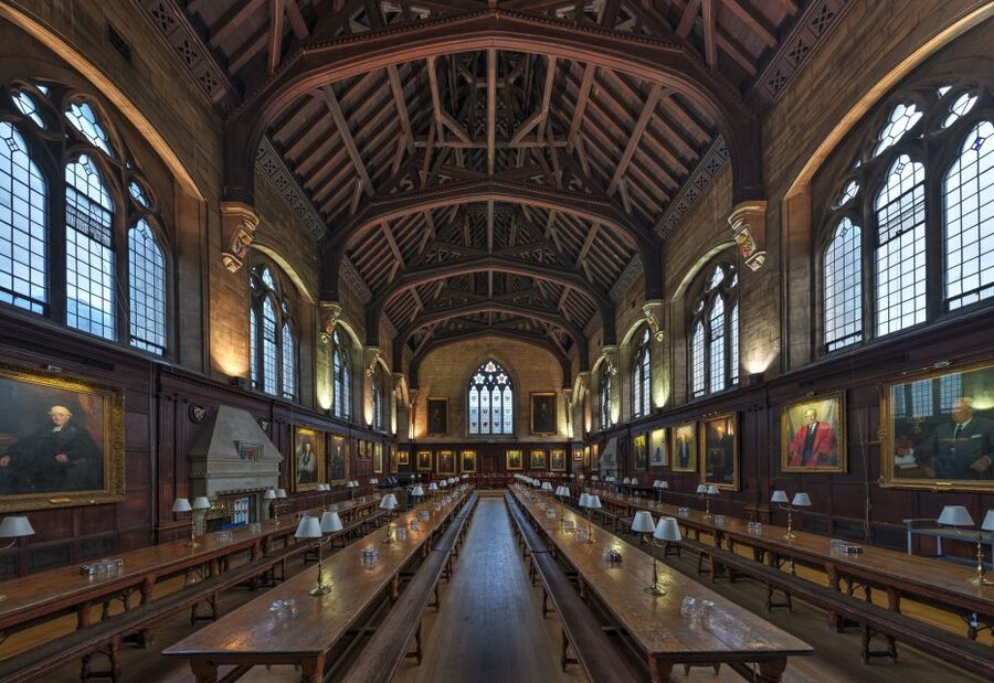 Oxford: University and City Walking Tour with Alumni Guide - Group size, timing, and the pace of the walk