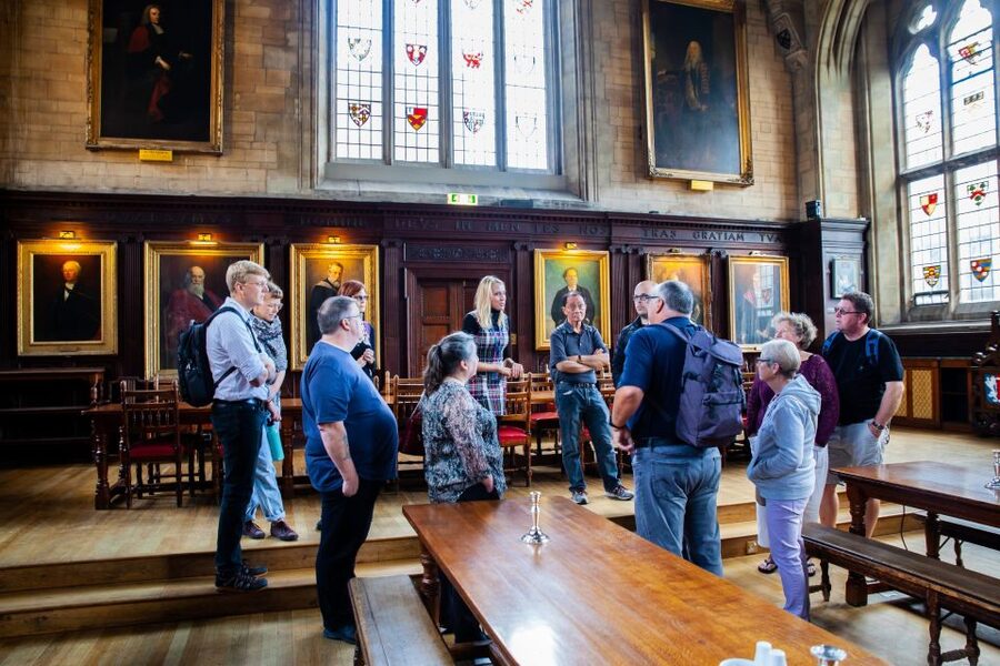 Oxford: University Walking Tour with Christ Church Visit - Why the Oxford student guide matters