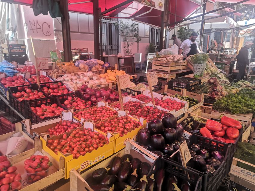 Palermo: Street Food Walking Tour with Local Guide & Tasting - Ending with Sicilian dessert