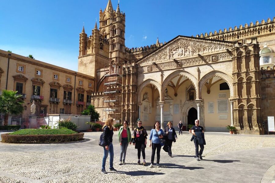 Palermo: Walking Tour of Historic Markets and Monuments - Teatro Massimo and Palermo’s ghost stories