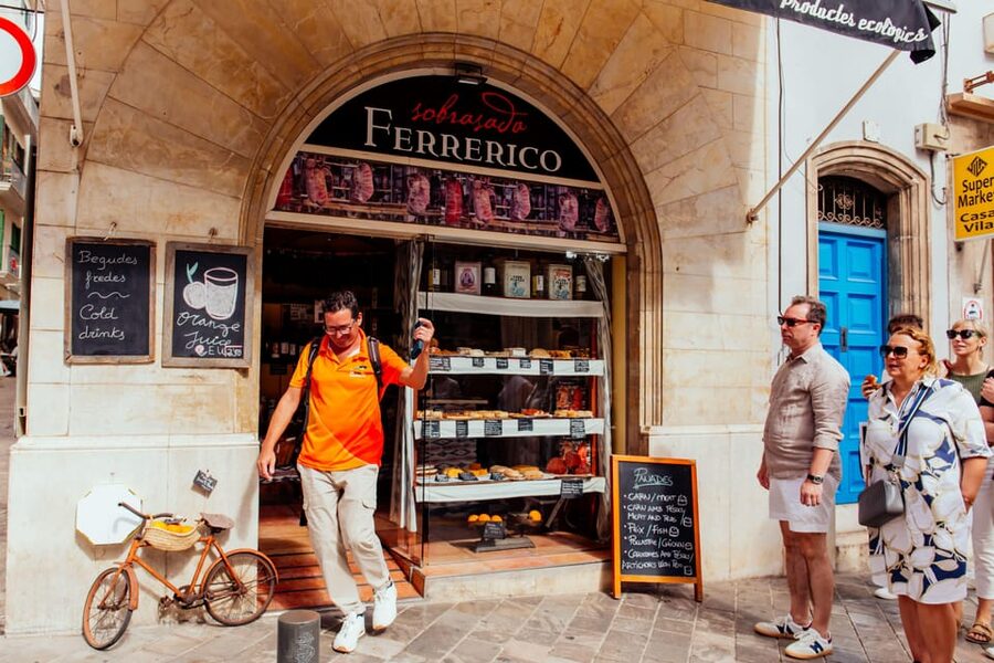 Palma de Mallorca: Foodie Walking Tour of the Old Town - Panadas, Sobrasada, and the Taste of Mallorca