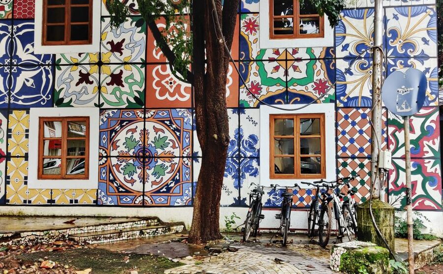 Panaji: Heritage Walk through Goa's Latin Quarter - A final stop for handmade ceramics