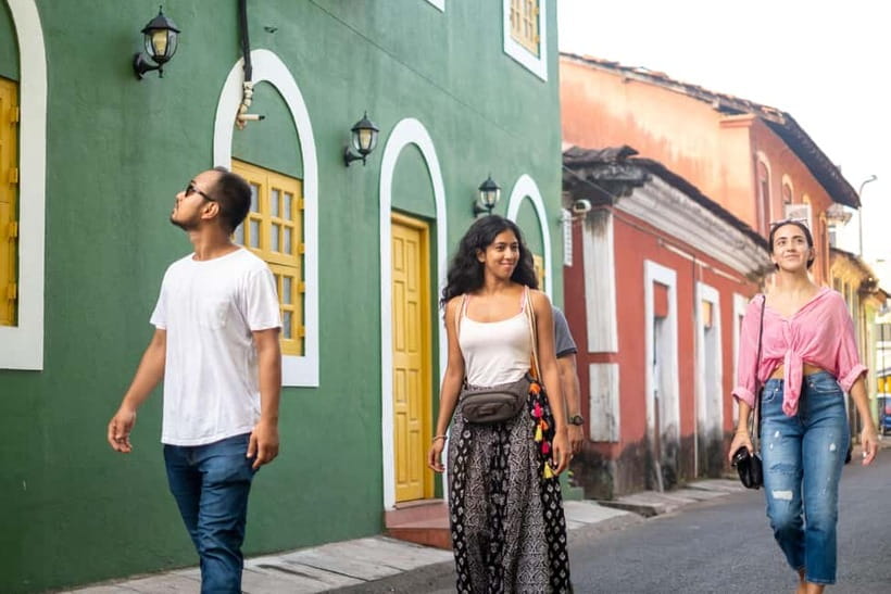 Panaji: Heritage Walk through Goa's Latin Quarter - San Thome Chapel and the colorful lanes