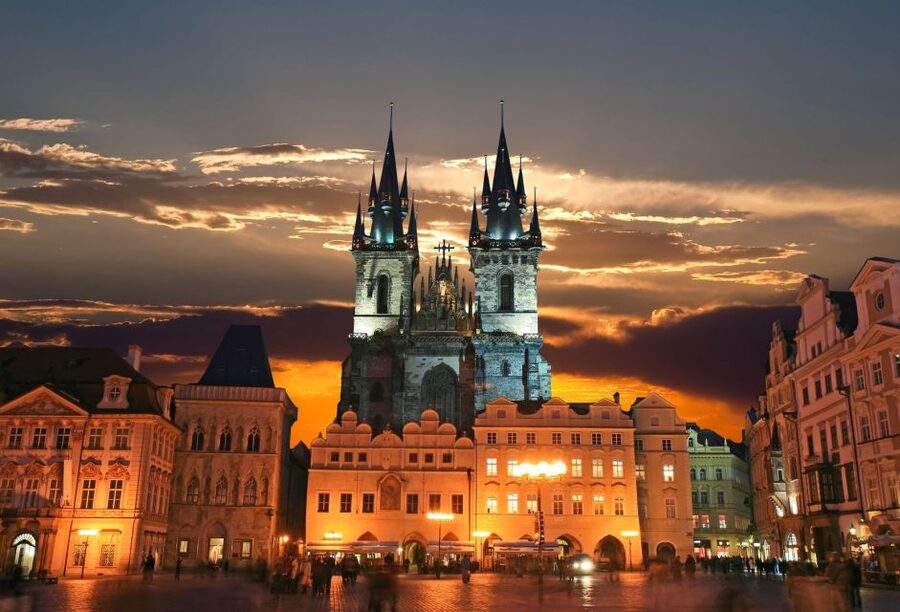 Panoramic Views of Prague Evening Walking Tour - What $29 gets you