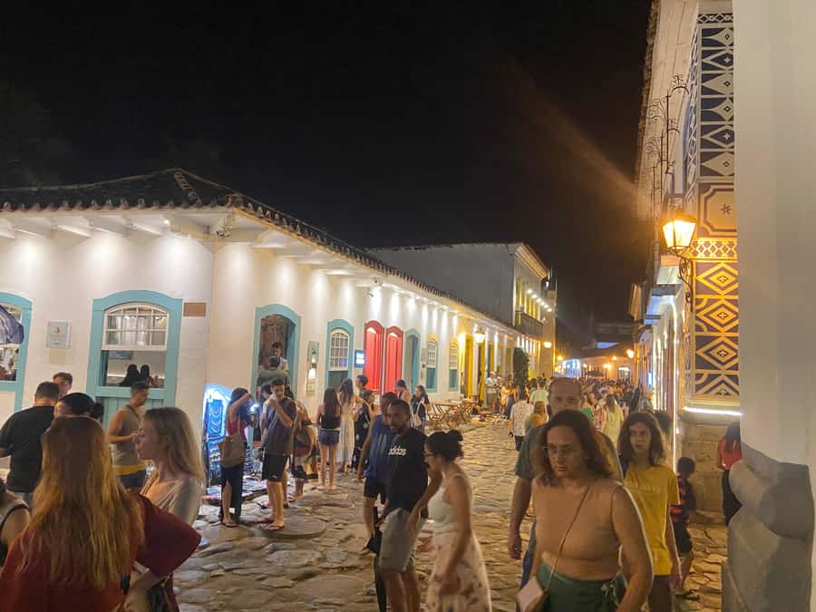Paraty: Historic Centre Walking Tour & Cachaça Tasting - Key points at a glance