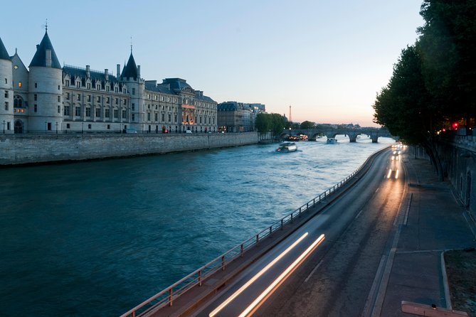 Paris by Night Walking Tour: Ghosts, Mysteries and Legends - Ending at Place de l’Hôtel de Ville