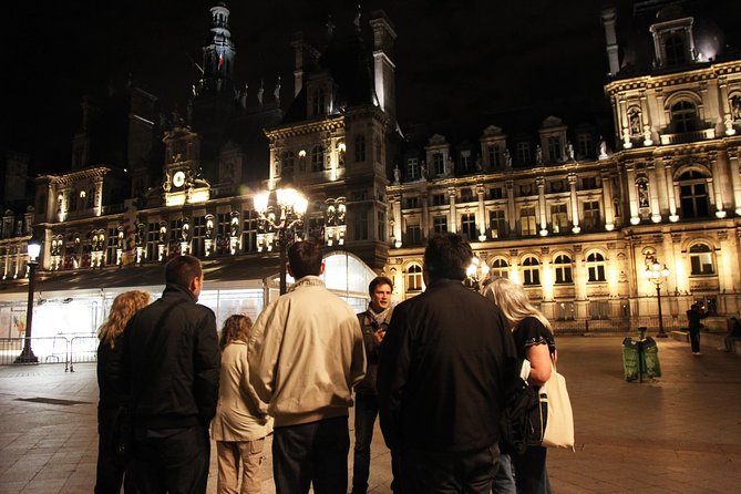 Paris by Night Walking Tour: Ghosts, Mysteries and Legends - Starting beside Pont Neuf and the Seine