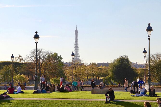 Paris City Center Free Walking Tour (Tip-Based) - Napoleon’s arch and the Tuileries Gardens