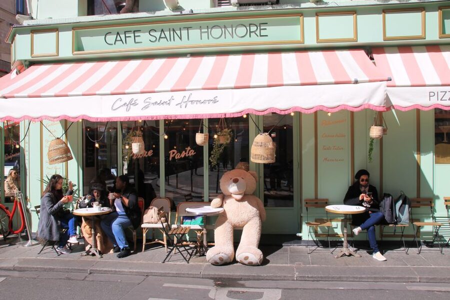Paris: Emily Inspired Walking Tour - A Paris marketing agency and Palais Royal