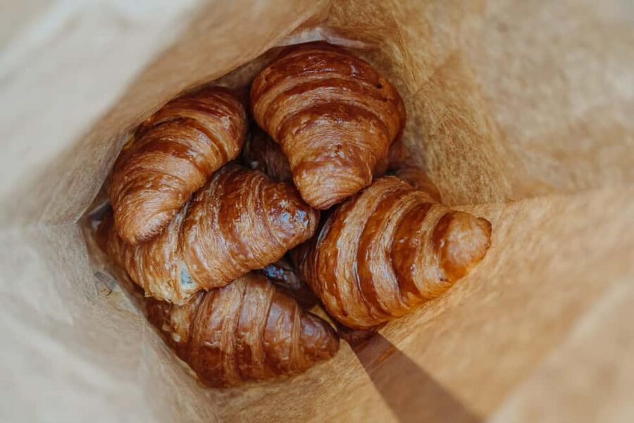 Paris: Food and Wine Tasting Walking Tour in Le Marais - Maison Aleph and the French-Syrian pastry stop