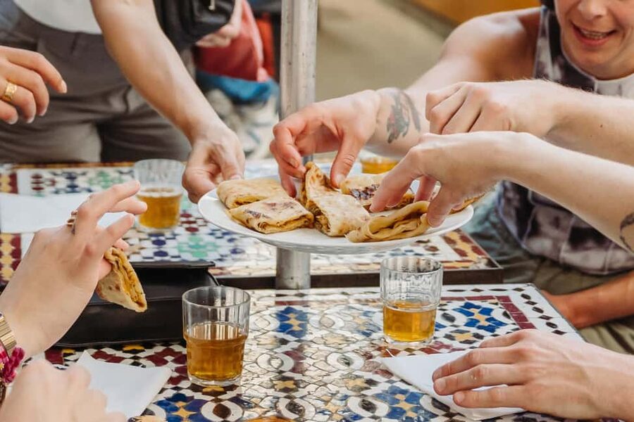 Paris: Food and Wine Tasting Walking Tour in Le Marais - Marais route or Left Bank alternative?